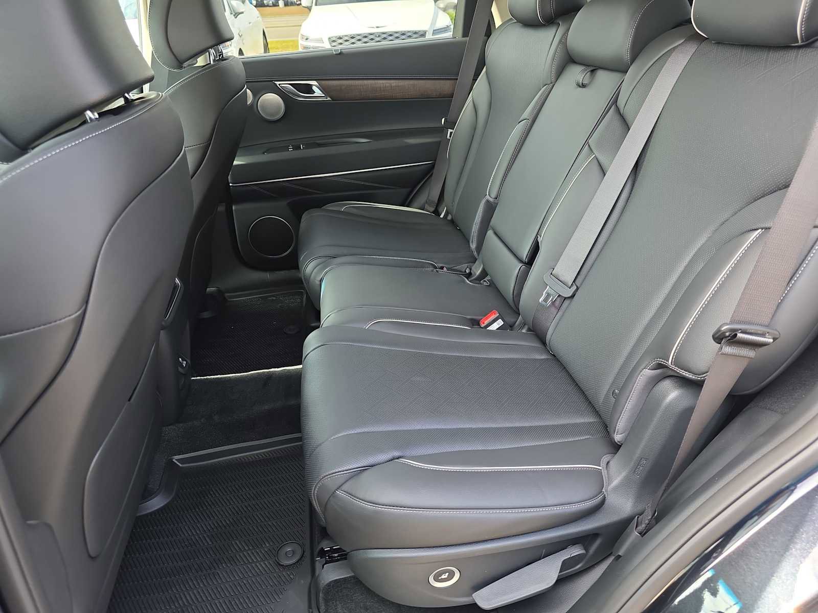 New 2026 Genesis GV80 2.5T Advanced image 24