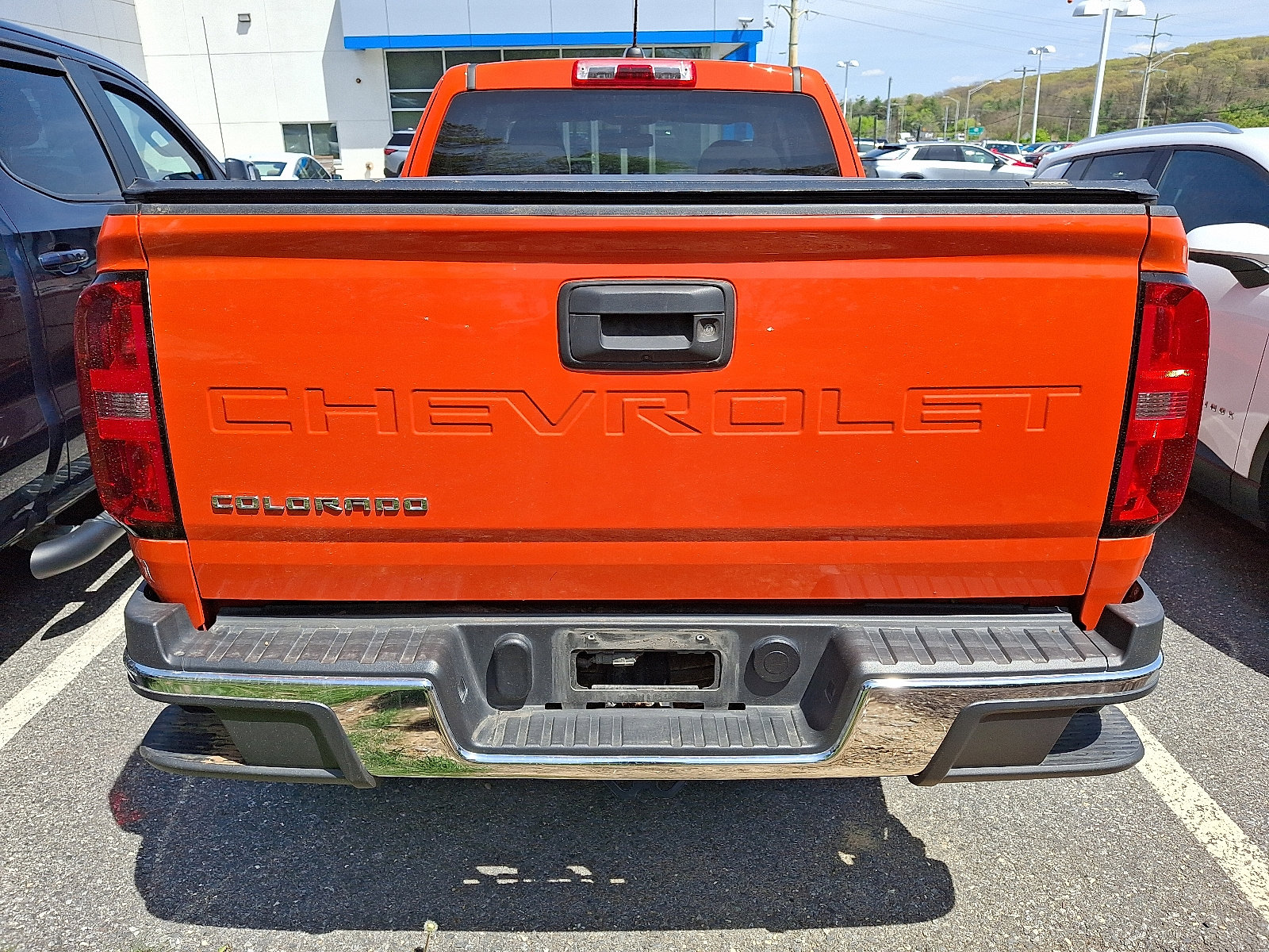 Used 2021 Chevrolet Colorado W/T AWD/4WD image 5