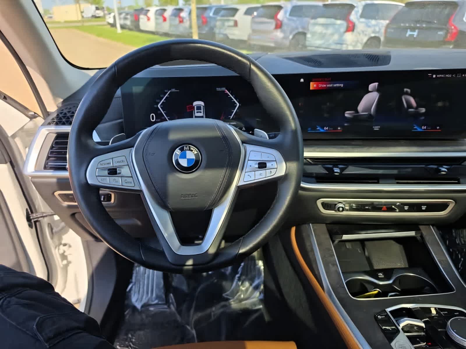 Used 2023 BMW X7 xDrive40i w/ Premium Package AWD/4WD image 15