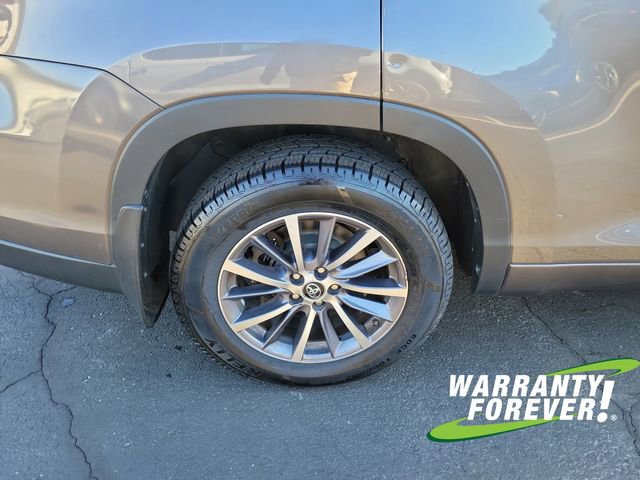 Used 2017 Toyota Highlander XLE image 21
