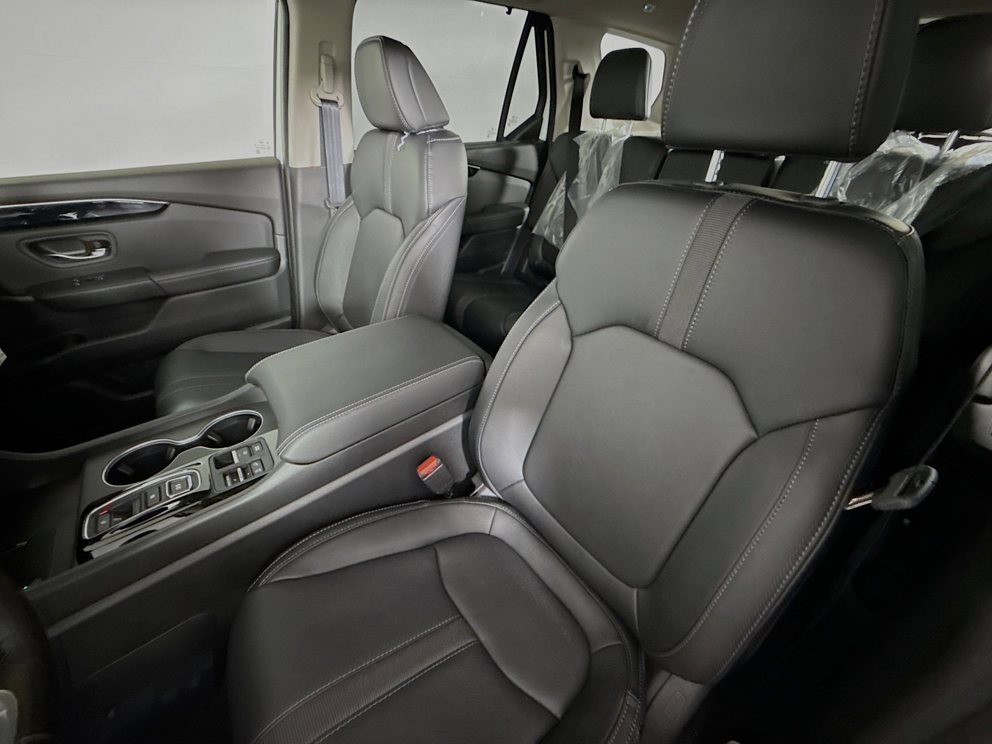 New 2025 Honda Pilot Touring image 26