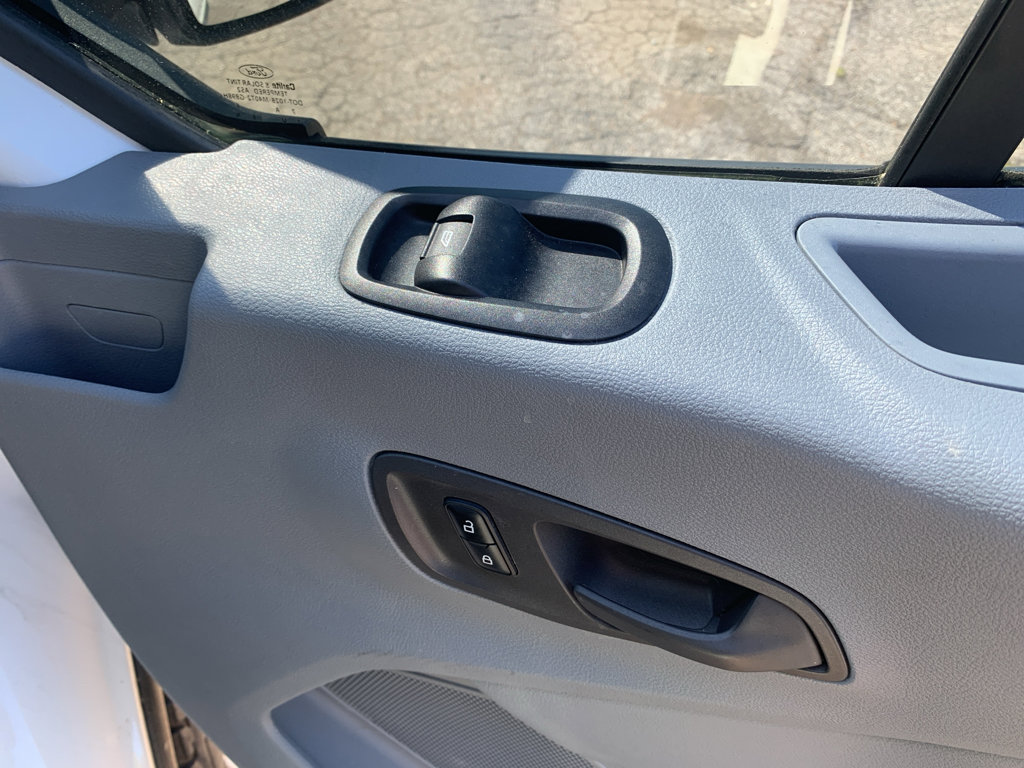 Used 2018 Ford Transit 150 XLT image 33