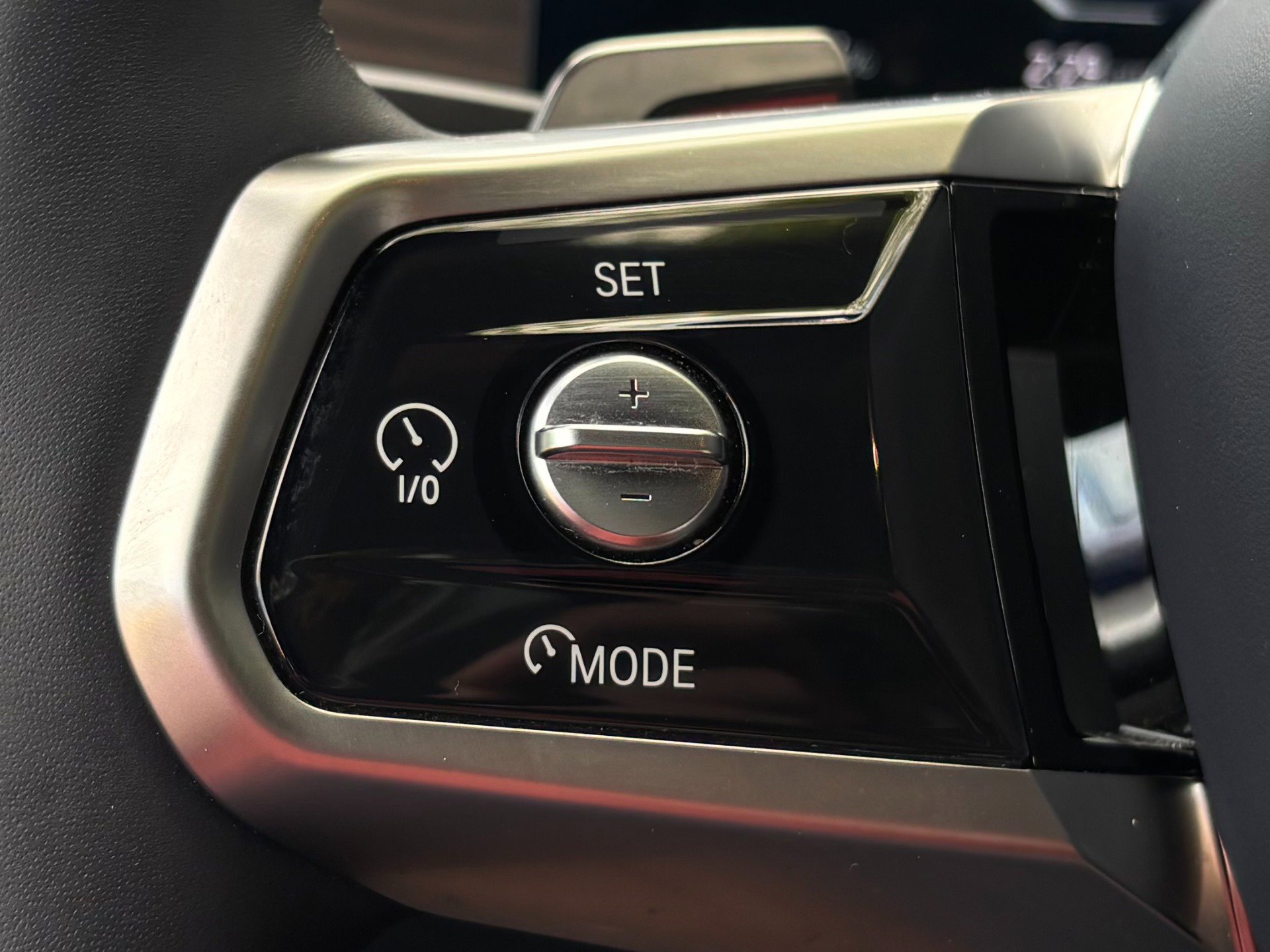 Used 2023 BMW i7 xDrive60 AWD/4WD image 40