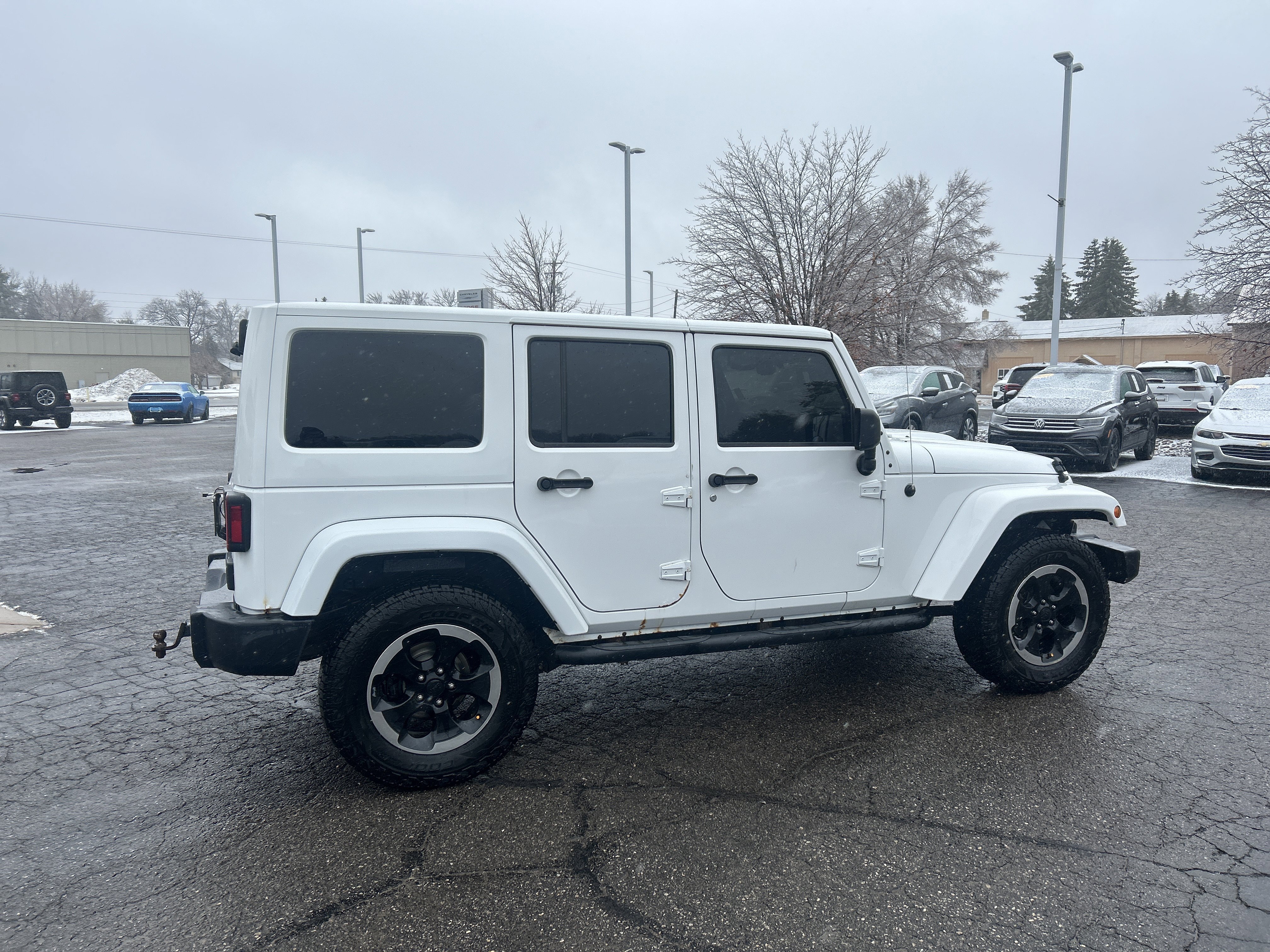 Used 2014 Jeep Wrangler Polar Edition image 3