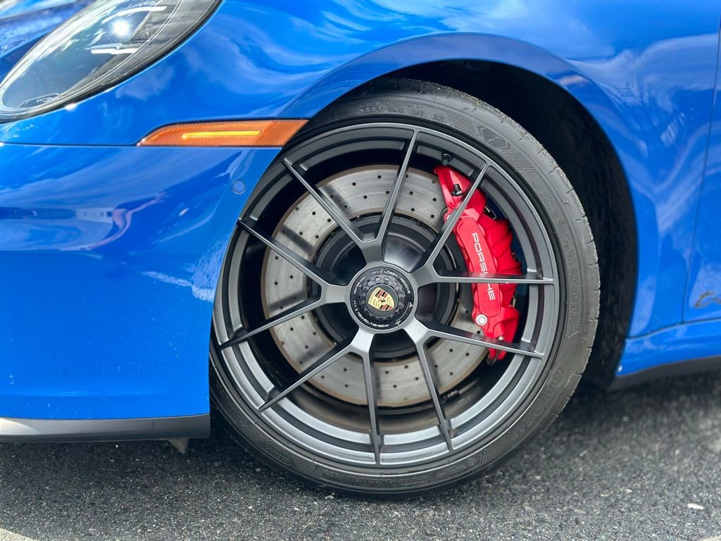 Used 2025 Porsche 911 Carrera GTS RWD image 2