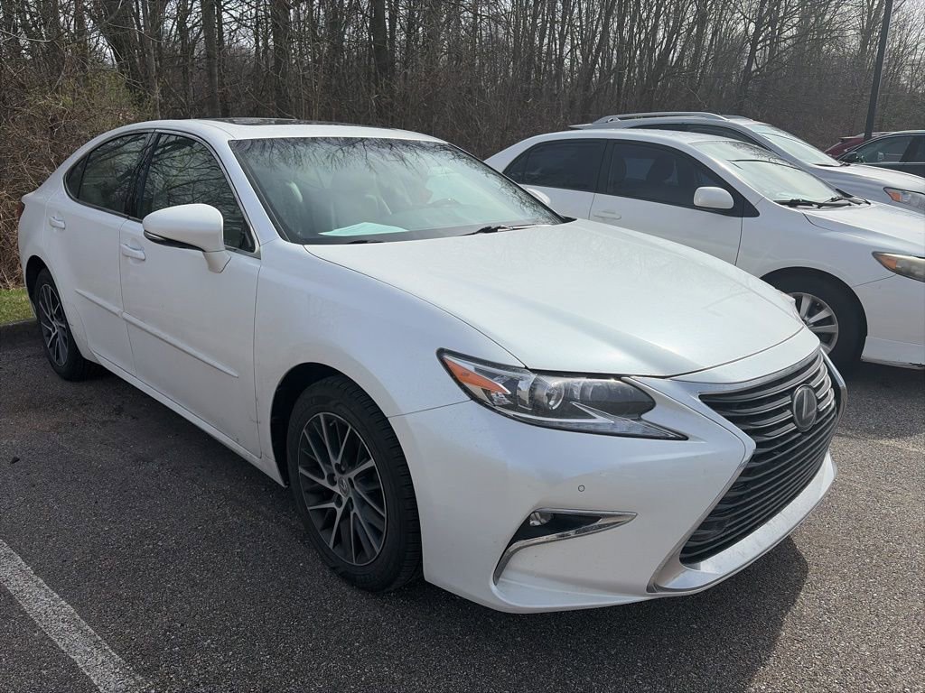 Used 2017 Lexus ES 350 image 3