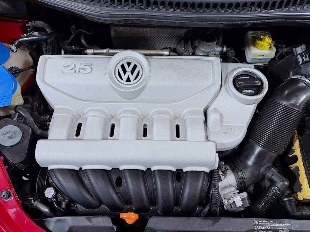 Used 2008 Volkswagen Beetle SE FWD image 31
