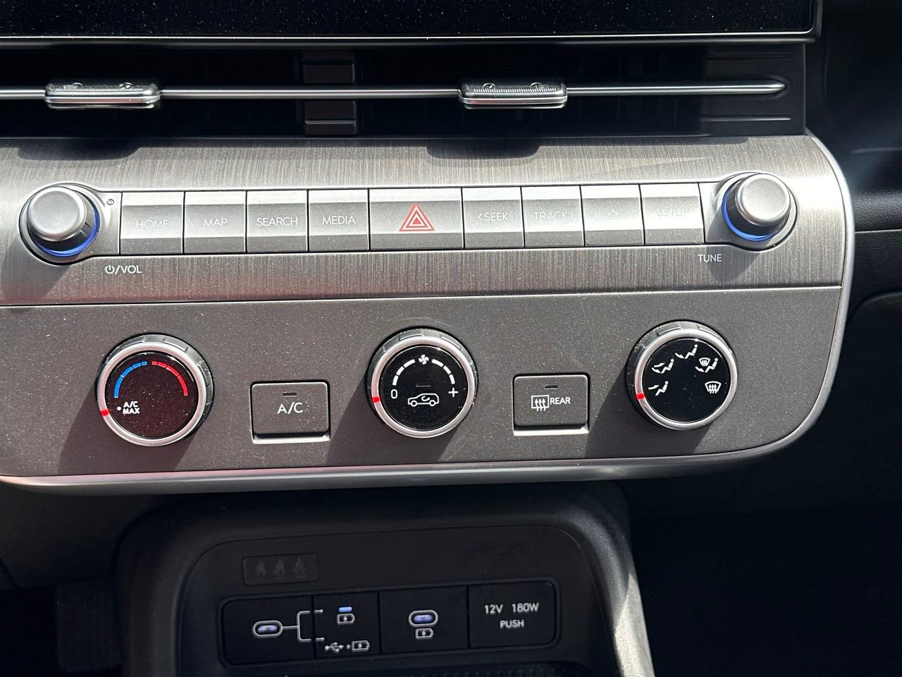 Used 2026 Hyundai Kona SE FWD image 29