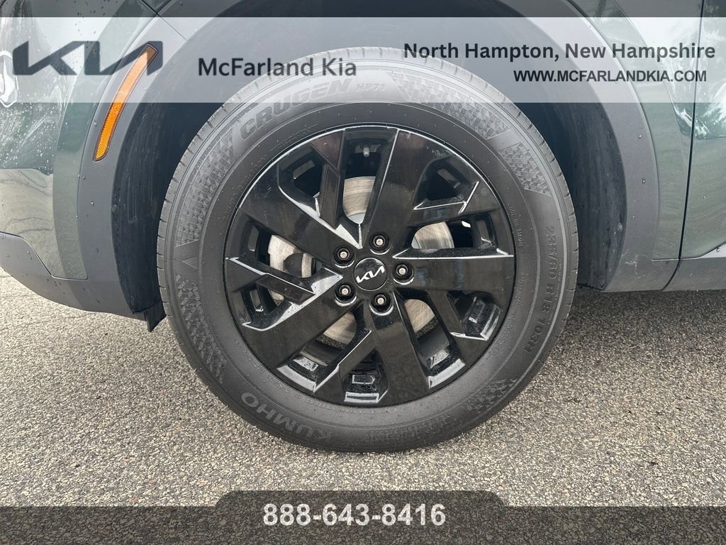 Used 2023 Kia Sorento S AWD/4WD image 28