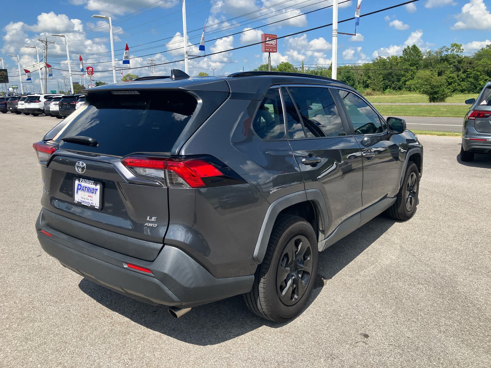Used 2020 Toyota RAV4 LE w/ All Weather Liner Package AWD/4WD image 7