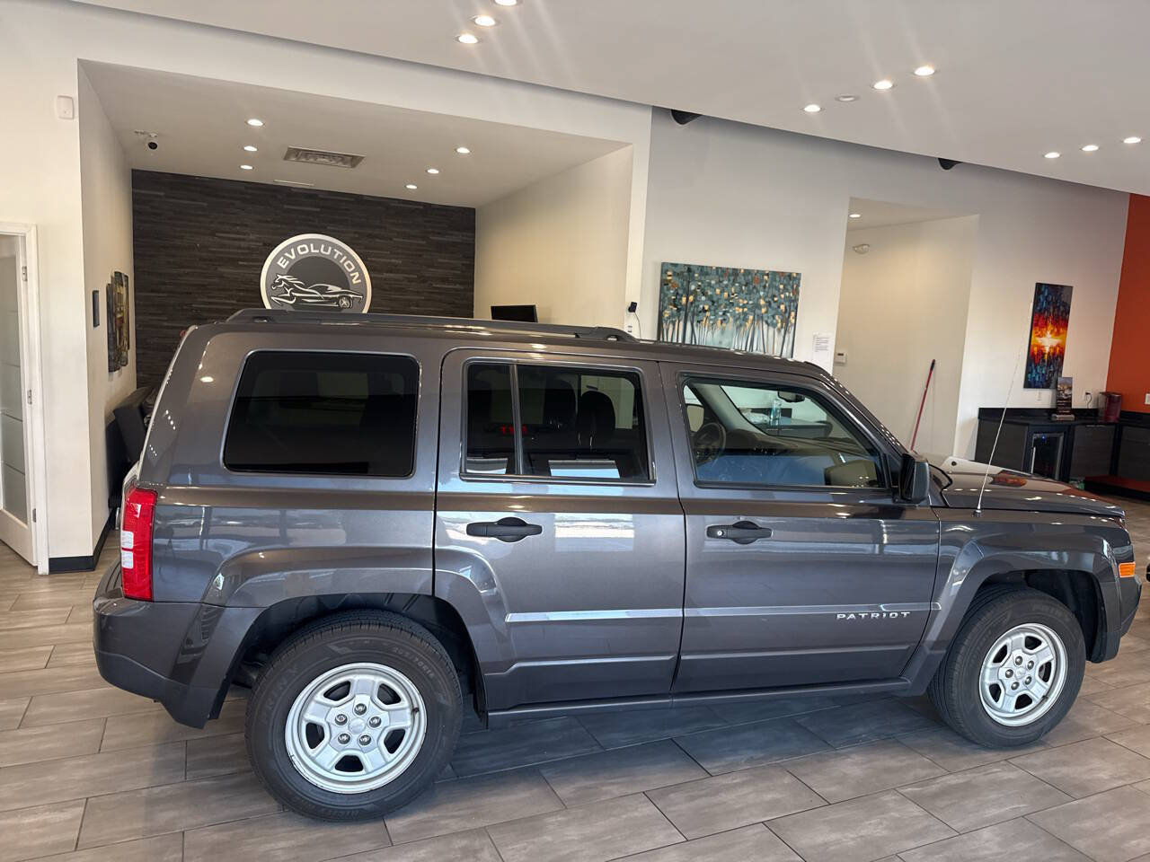 Used 2016 Jeep Patriot Sport FWD image 15