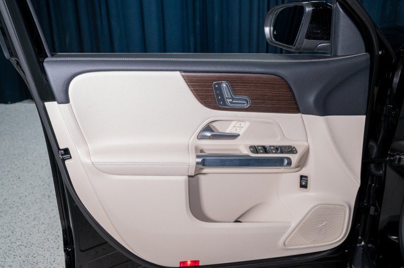 New 2026 Mercedes-Benz GLB 250 4MATIC image 12