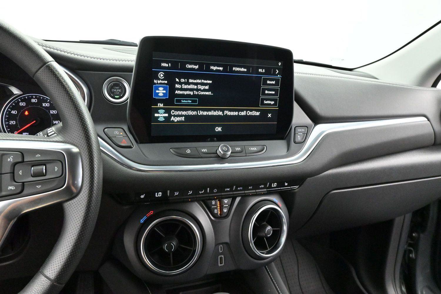 Used 2024 Chevrolet Blazer LT w/ Convenience Package FWD image 18