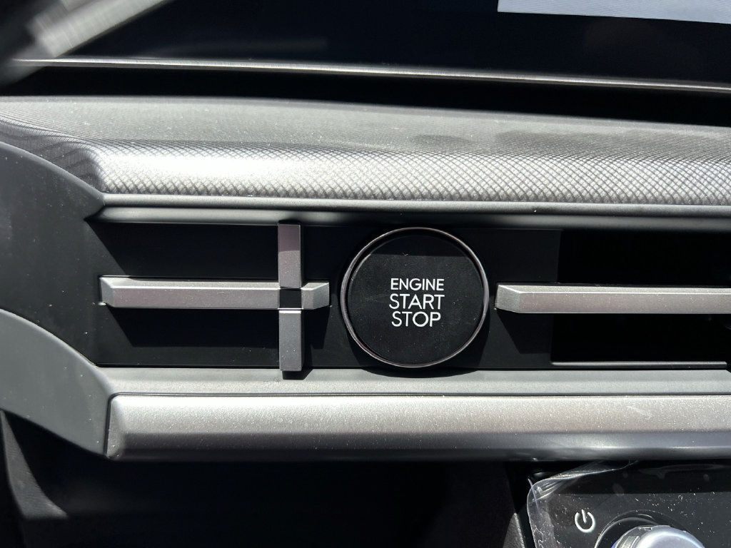 New 2027 Hyundai Santa Fe Limited FWD image 33