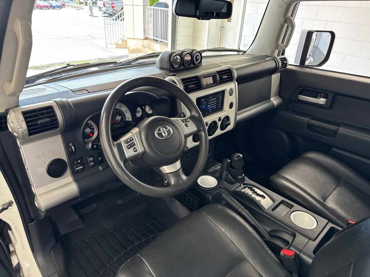 Used 2014 Toyota FJ Cruiser 4WD w/ Convenience Package image 21