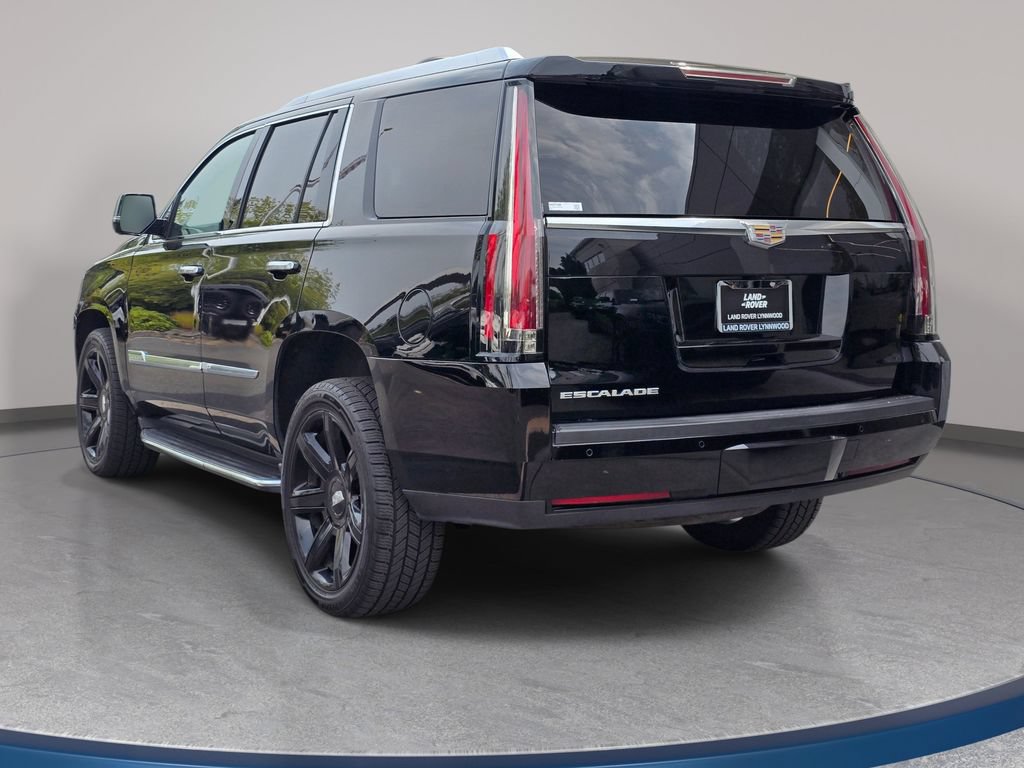 Used 2016 Cadillac Escalade Luxury AWD/4WD image 8