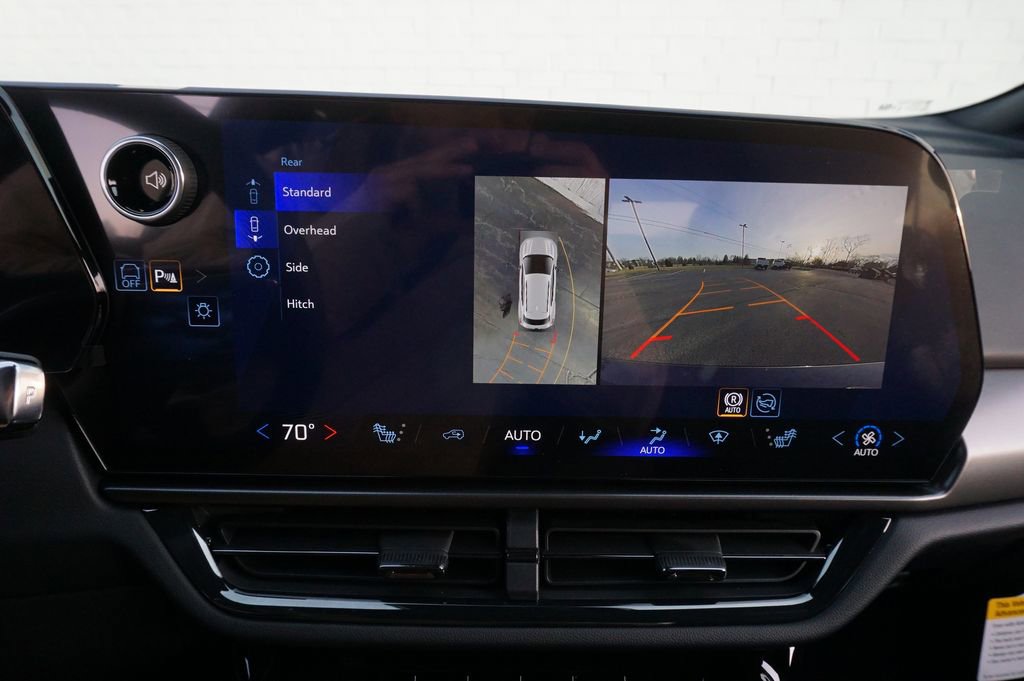 New 2026 Chevrolet Equinox EV RS FWD image 16