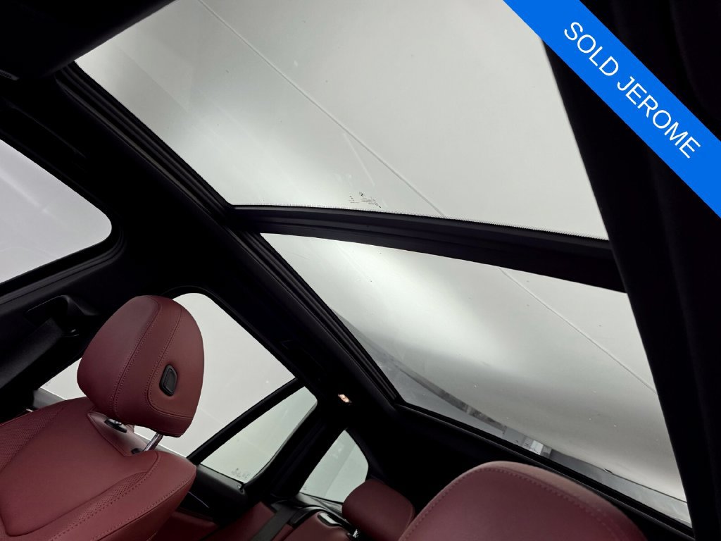 Used 2024 BMW X3 sDrive30i w/ Convenience Package RWD image 12