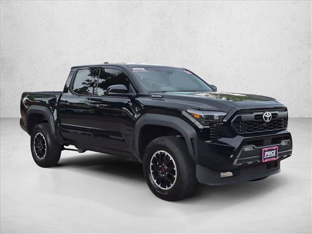 Certified 2025 Toyota Tacoma TRD Off-Road AWD/4WD image 3