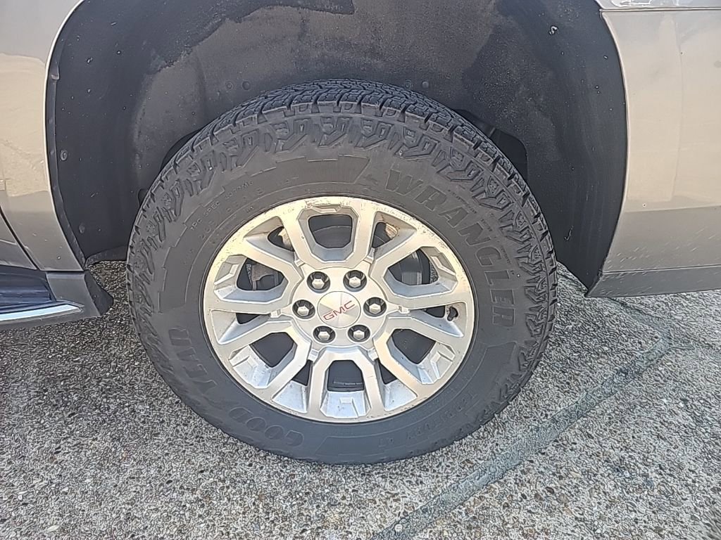 Used 2019 GMC Yukon XL SLT image 13