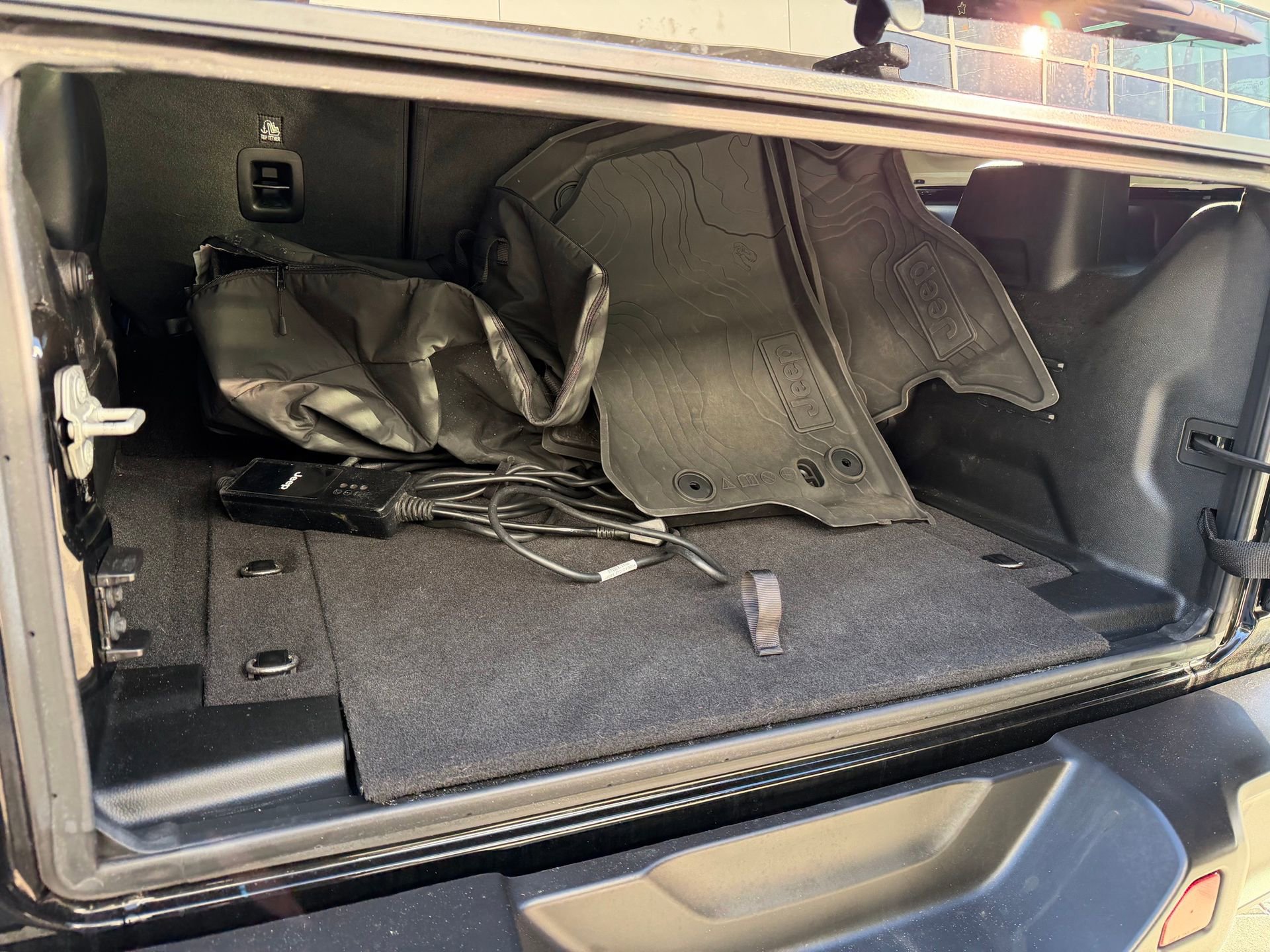 Used 2023 Jeep Wrangler Unlimited Rubicon 4xe image 22