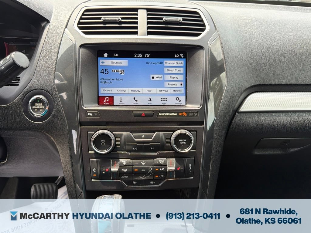 Used 2017 Ford Explorer XLT w/ Equipment Group 202A AWD/4WD image 9