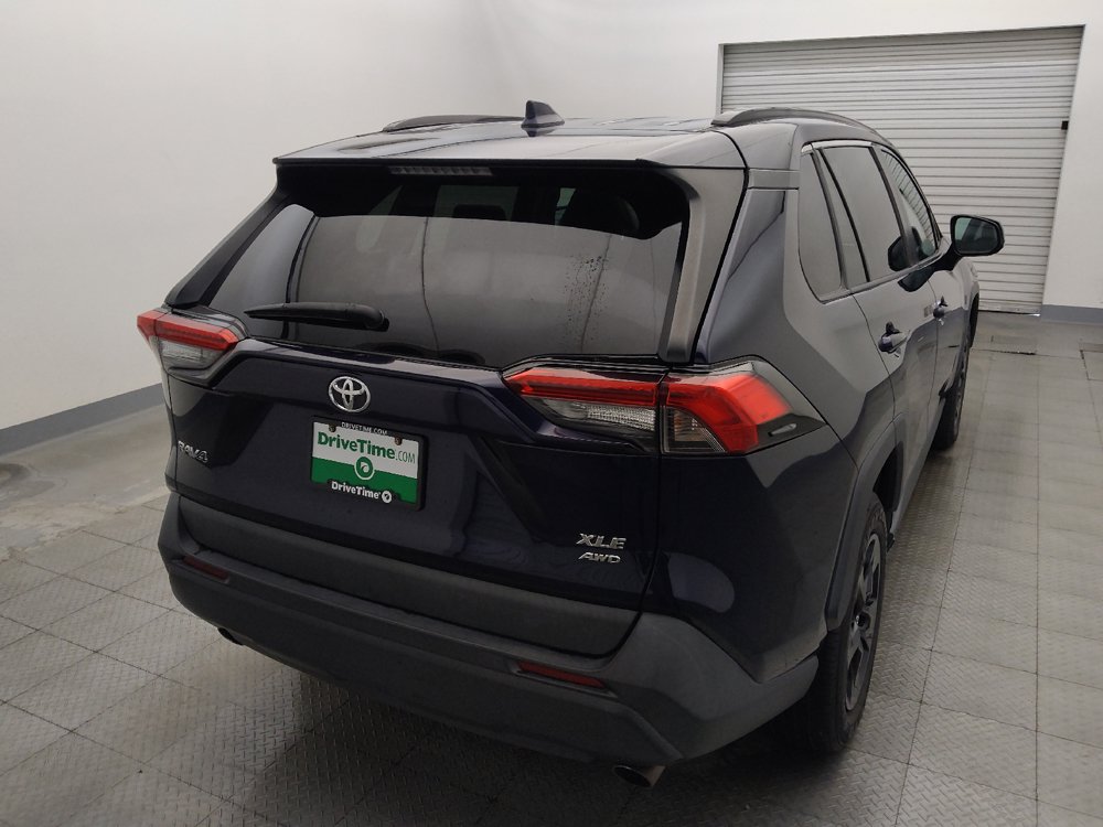 Used 2020 Toyota RAV4 XLE AWD/4WD image 7