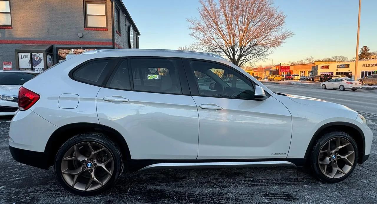 Used 2015 BMW X1 sDrive28i RWD image 13