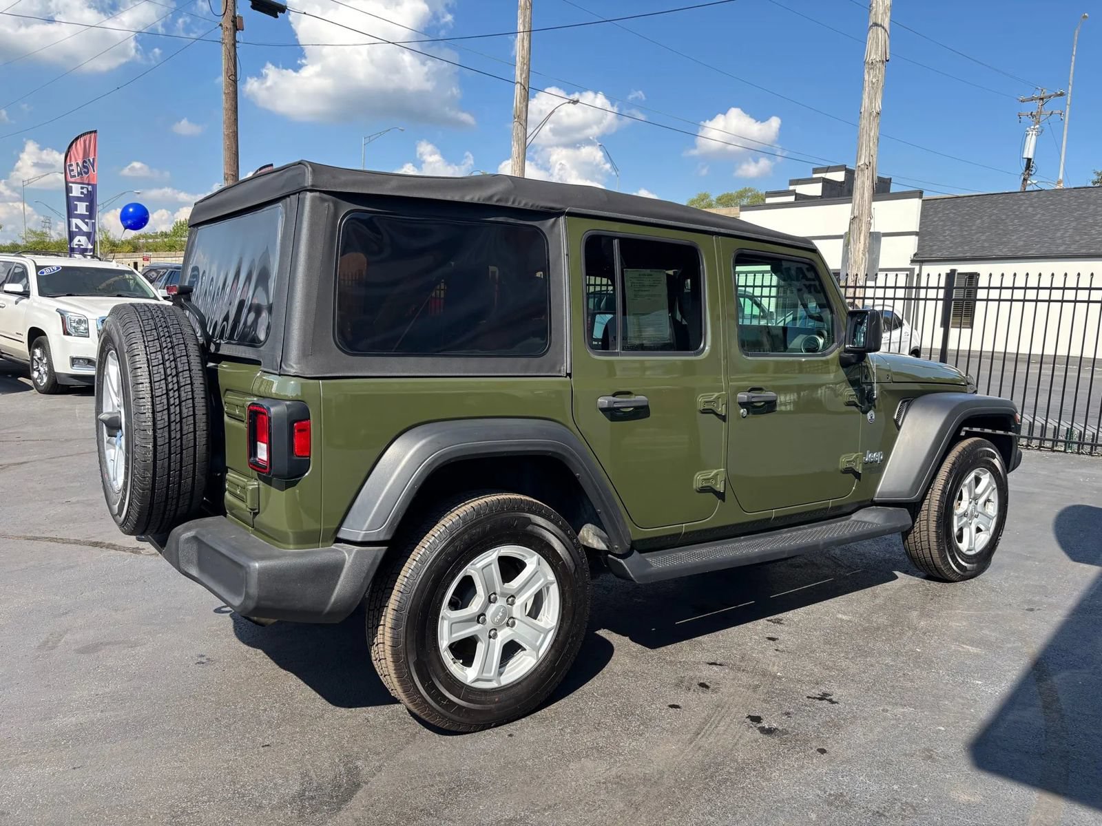 Used 2021 Jeep Wrangler Unlimited Sport AWD/4WD image 9