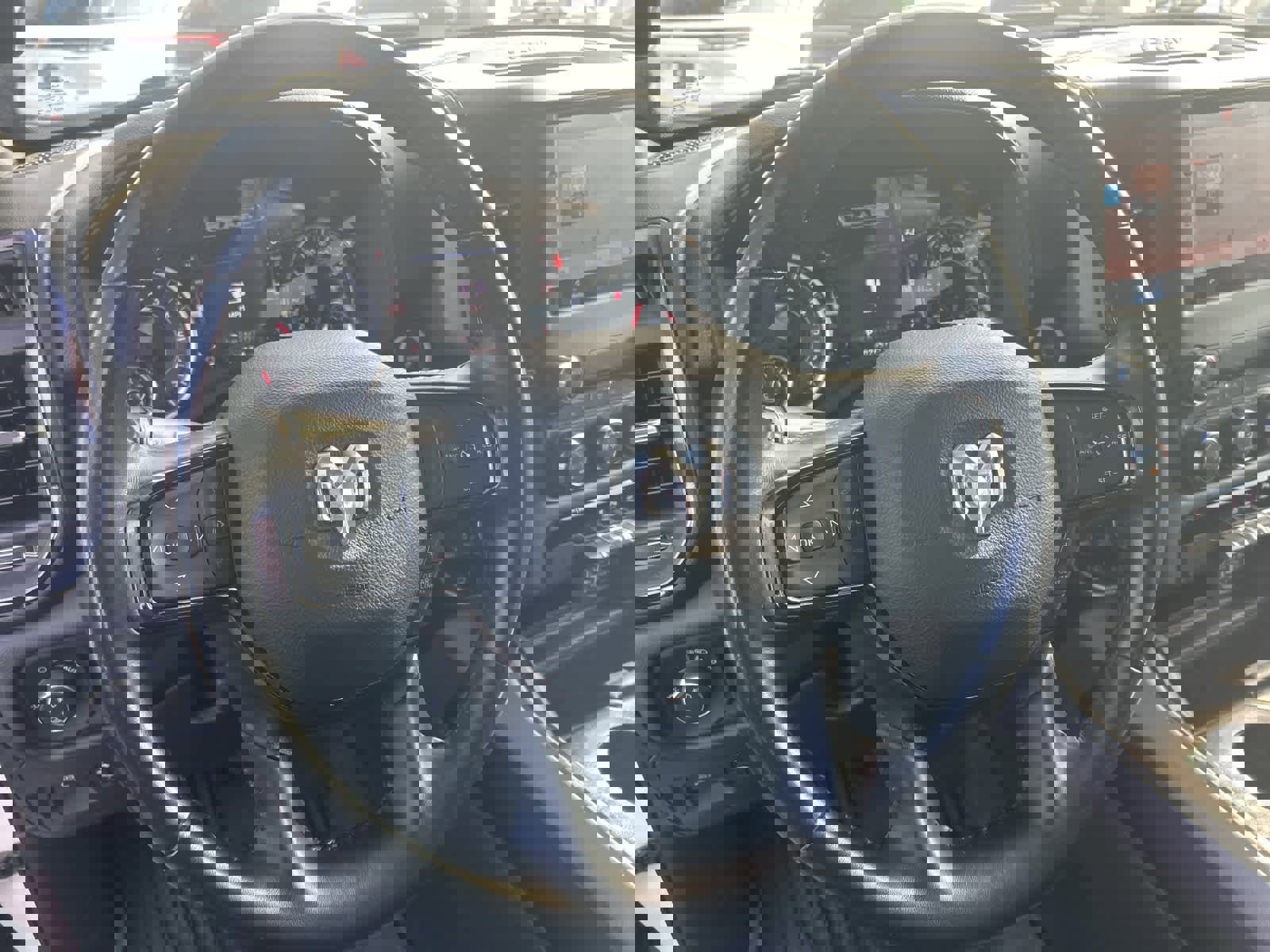 Used 2023 RAM 1500 Big Horn image 40