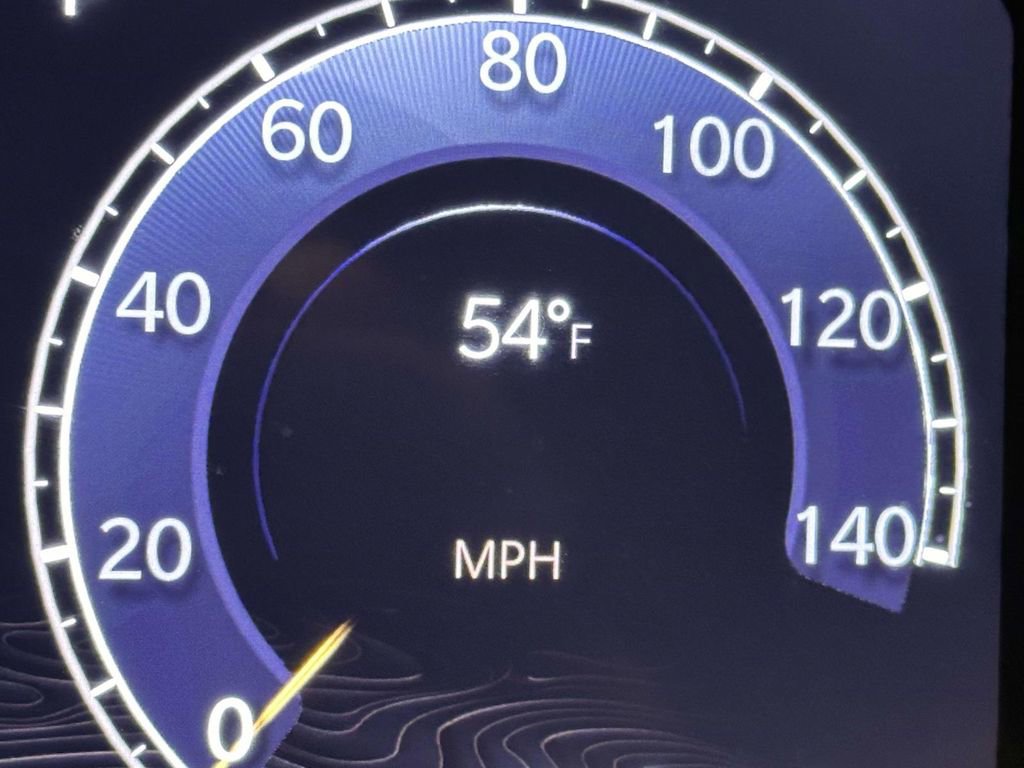 Used 2023 Jeep Grand Cherokee Limited w/ Black Appearance Package image 34