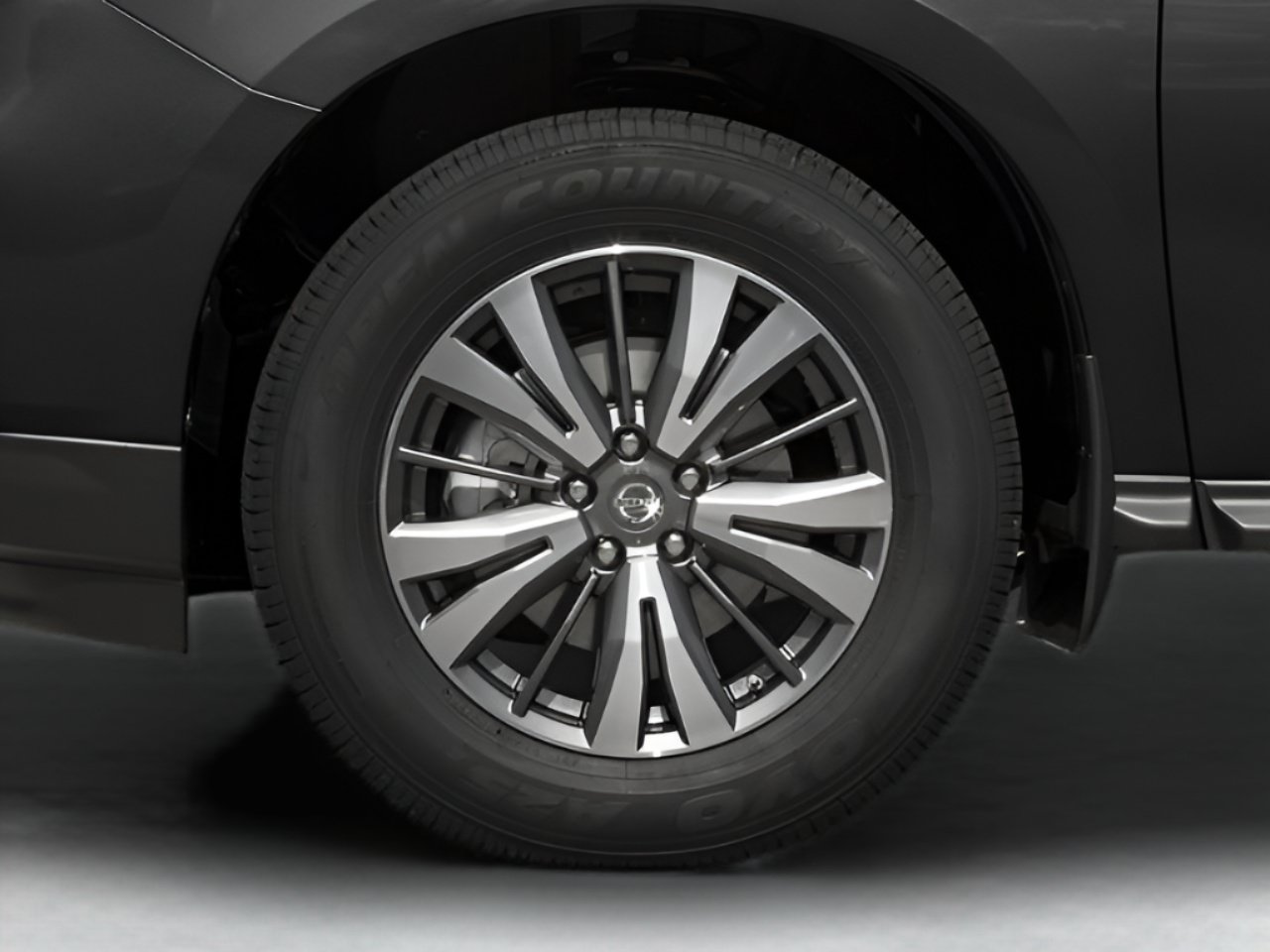 Used 2018 Nissan Pathfinder SV AWD/4WD image 14