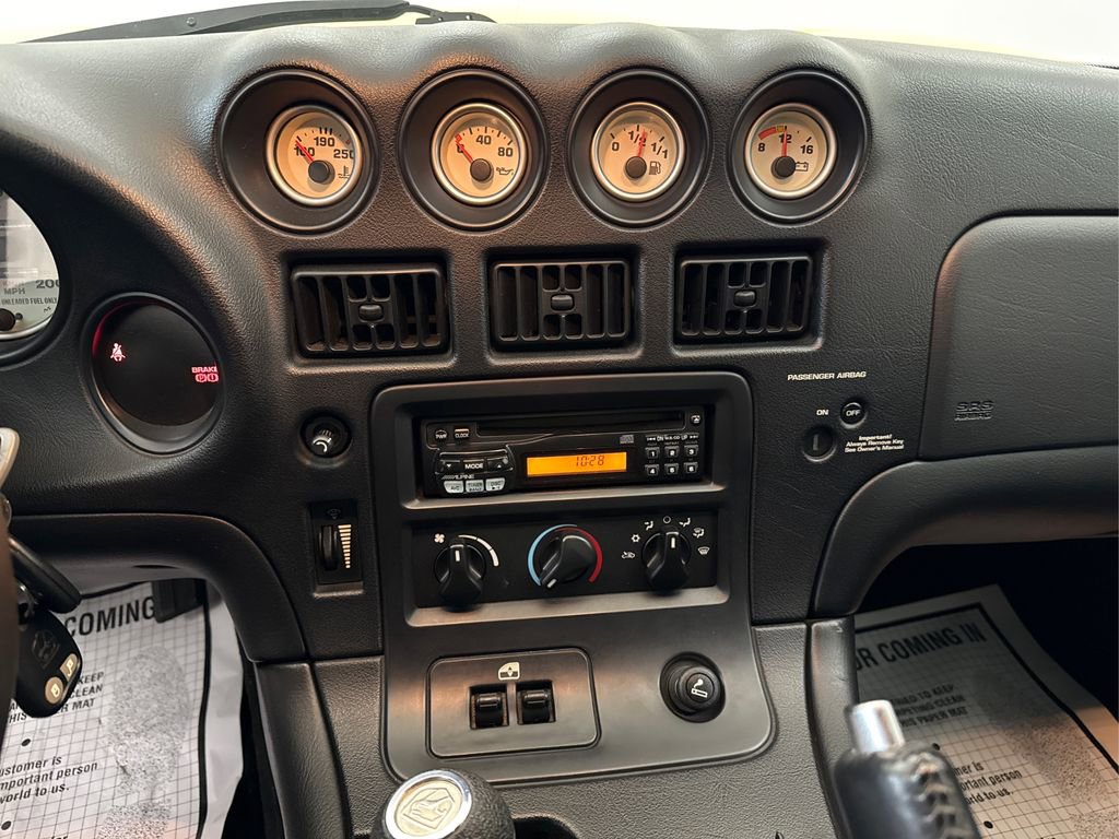 Used 2002 Dodge Viper RT/10 image 34