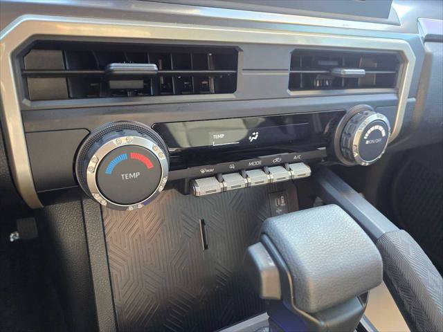 Used 2026 Toyota Tacoma SR5 AWD/4WD image 28