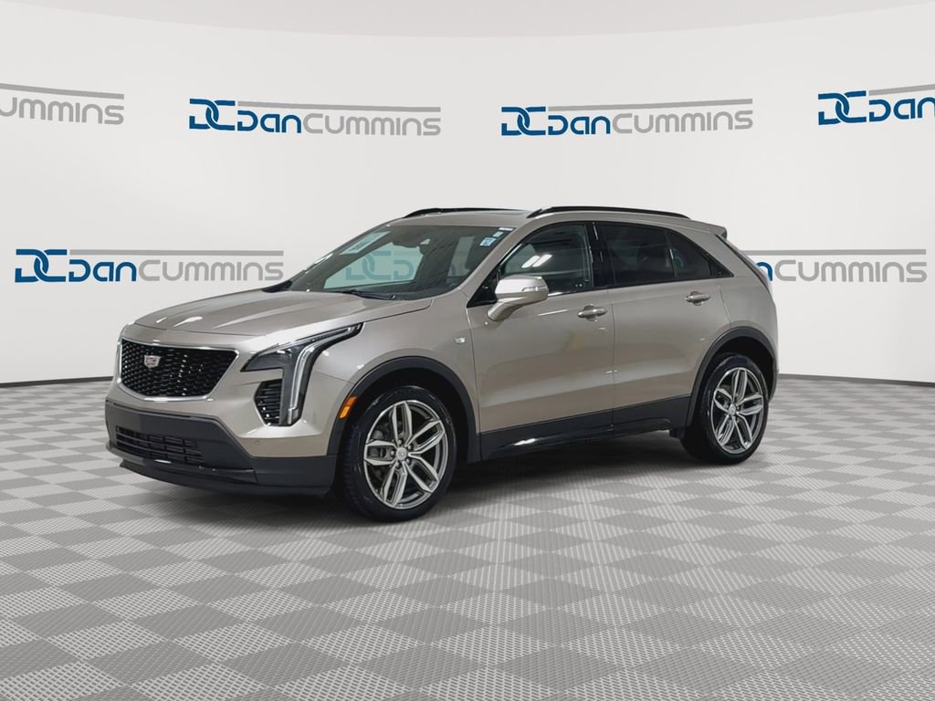 Used 2023 Cadillac XT4 Sport w/ Enhanced Visibility Package image 4