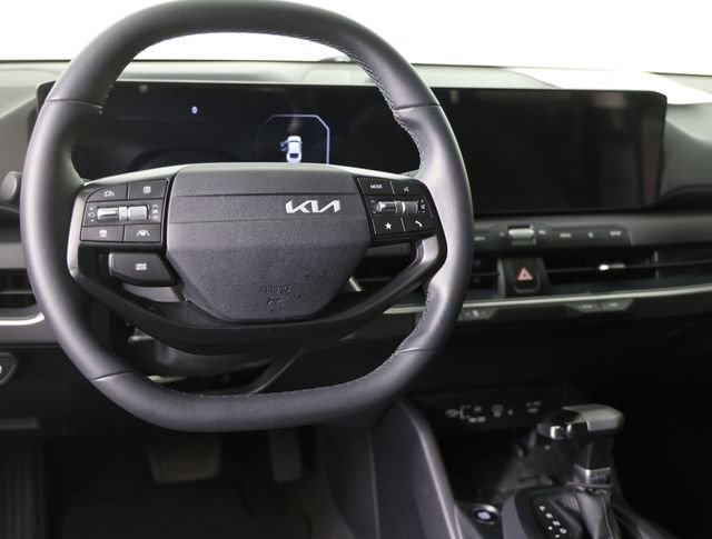 Certified 2025 Kia K4 EX image 5