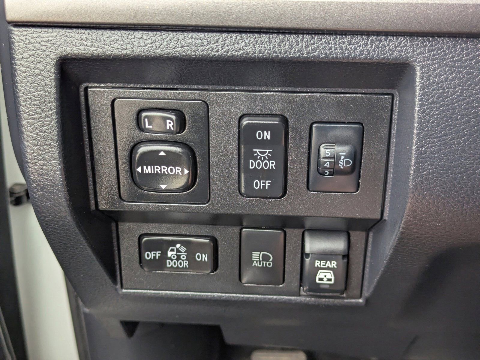 Used 2020 Toyota Tundra SR5 w/ TRD Sport Plus Package AWD/4WD image 30