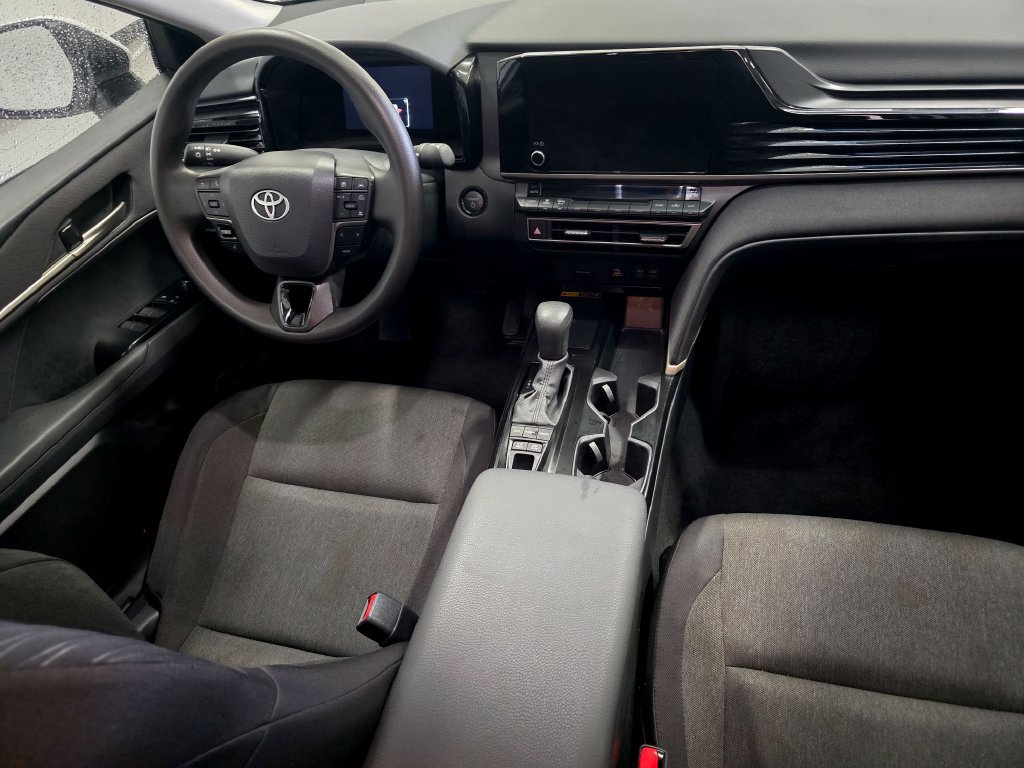 Certified 2025 Toyota Camry LE FWD image 22