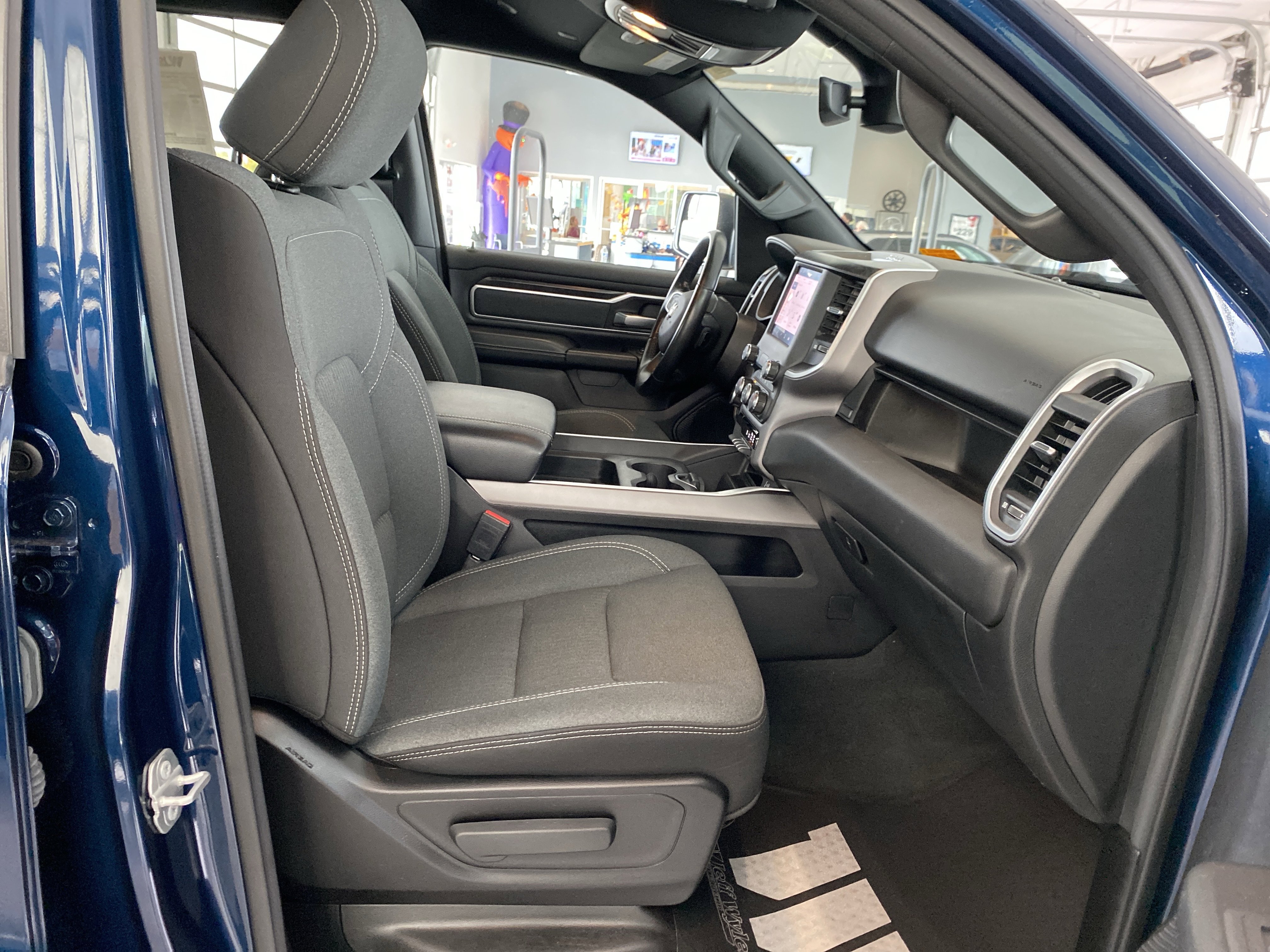 Used 2022 RAM 1500 Big Horn image 26