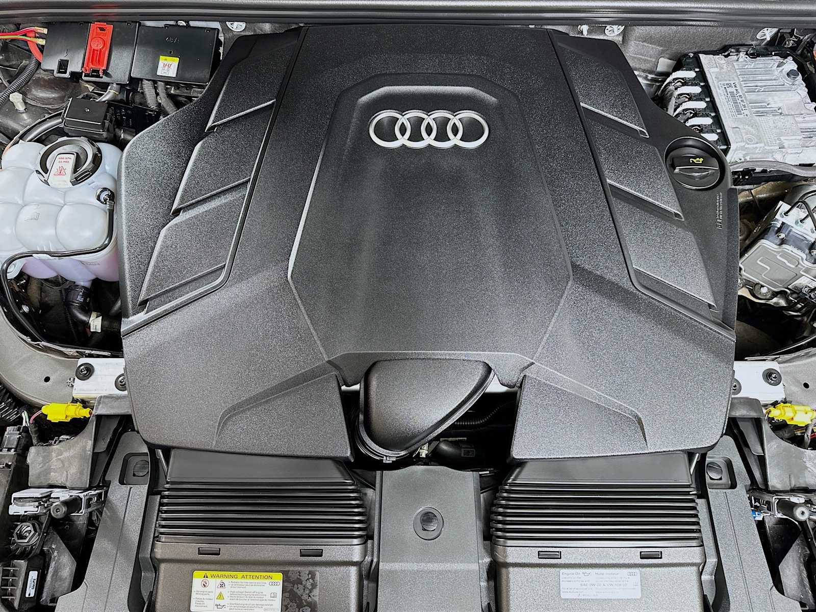 Used 2025 Audi Q7 3.0T Prestige w/ Prestige Package image 31