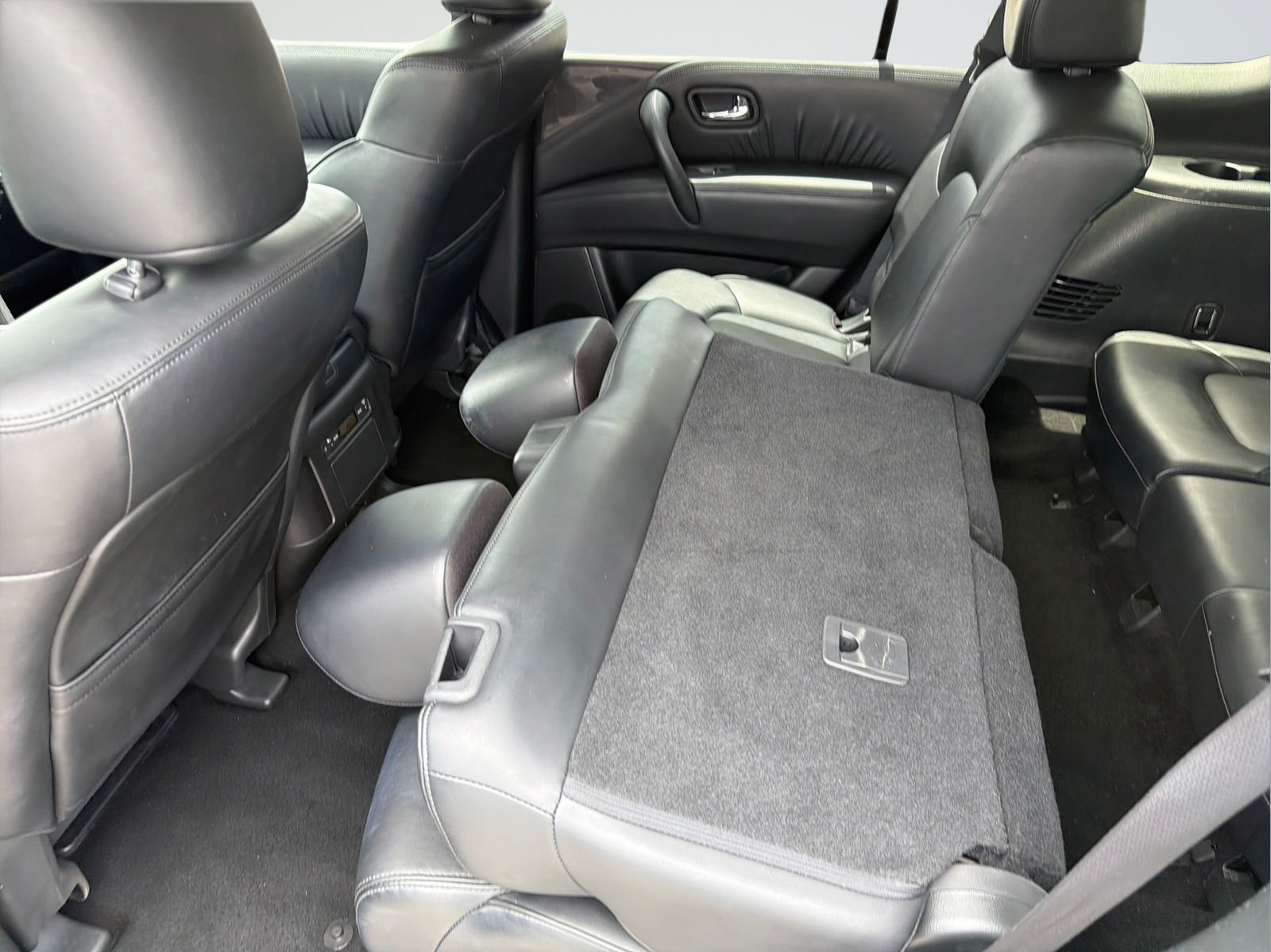 Certified 2024 Nissan Armada SV AWD/4WD image 32