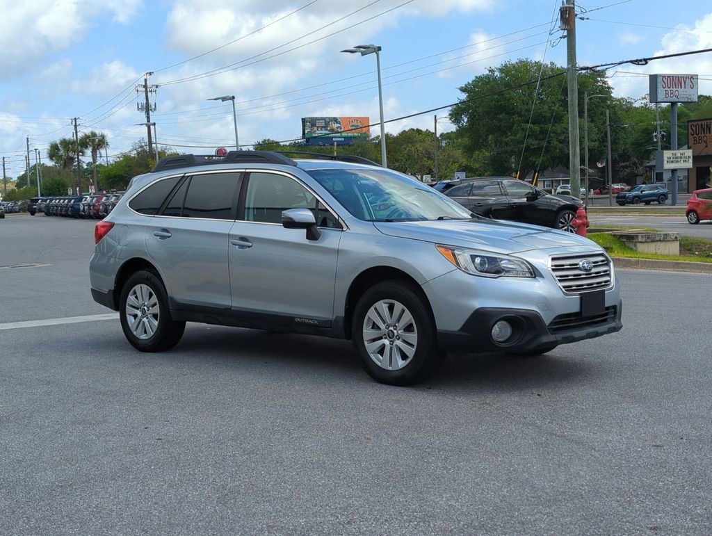 Used 2017 Subaru Outback 2.5i Premium image 9