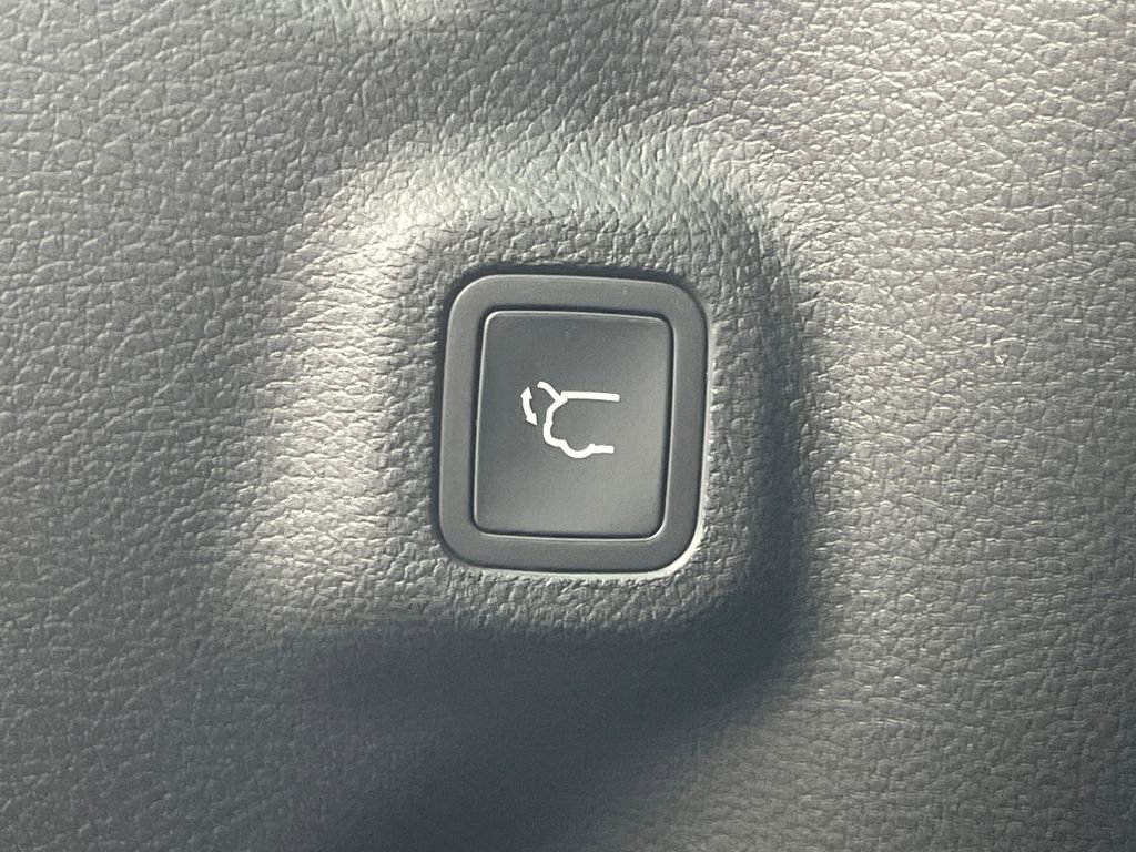 New 2026 Jeep Compass Limited image 25