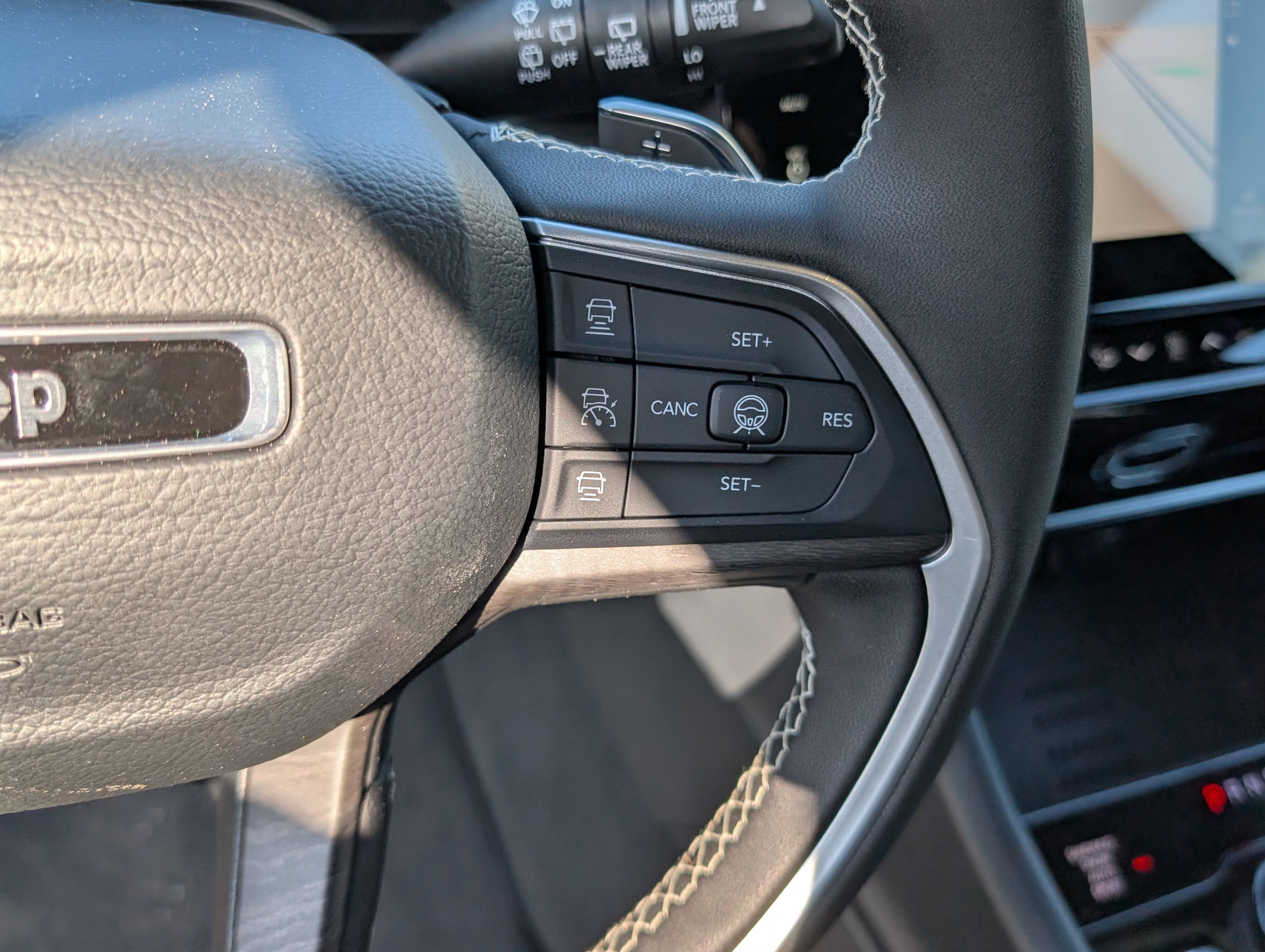 New 2026 Jeep Grand Cherokee Altitude image 21