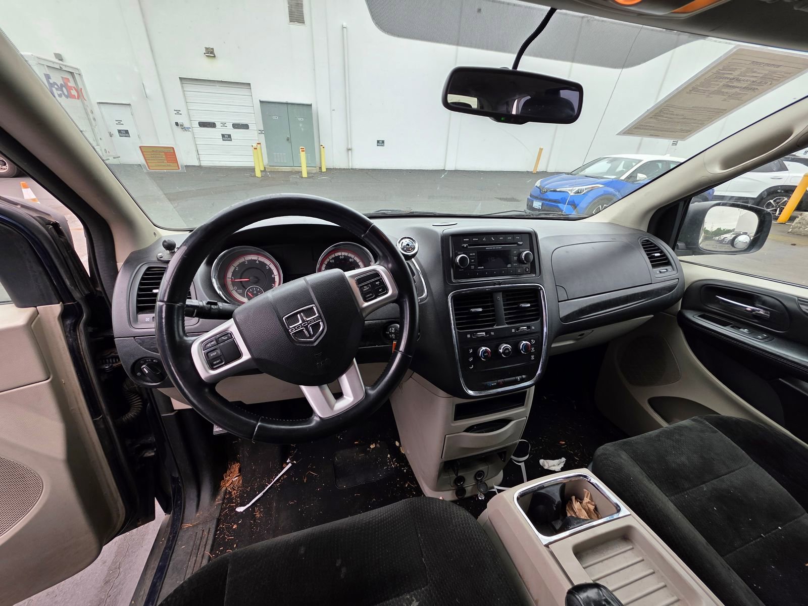 Used 2016 Dodge Grand Caravan American Value Package w/ UConnect Hands-Free Group FWD image 12