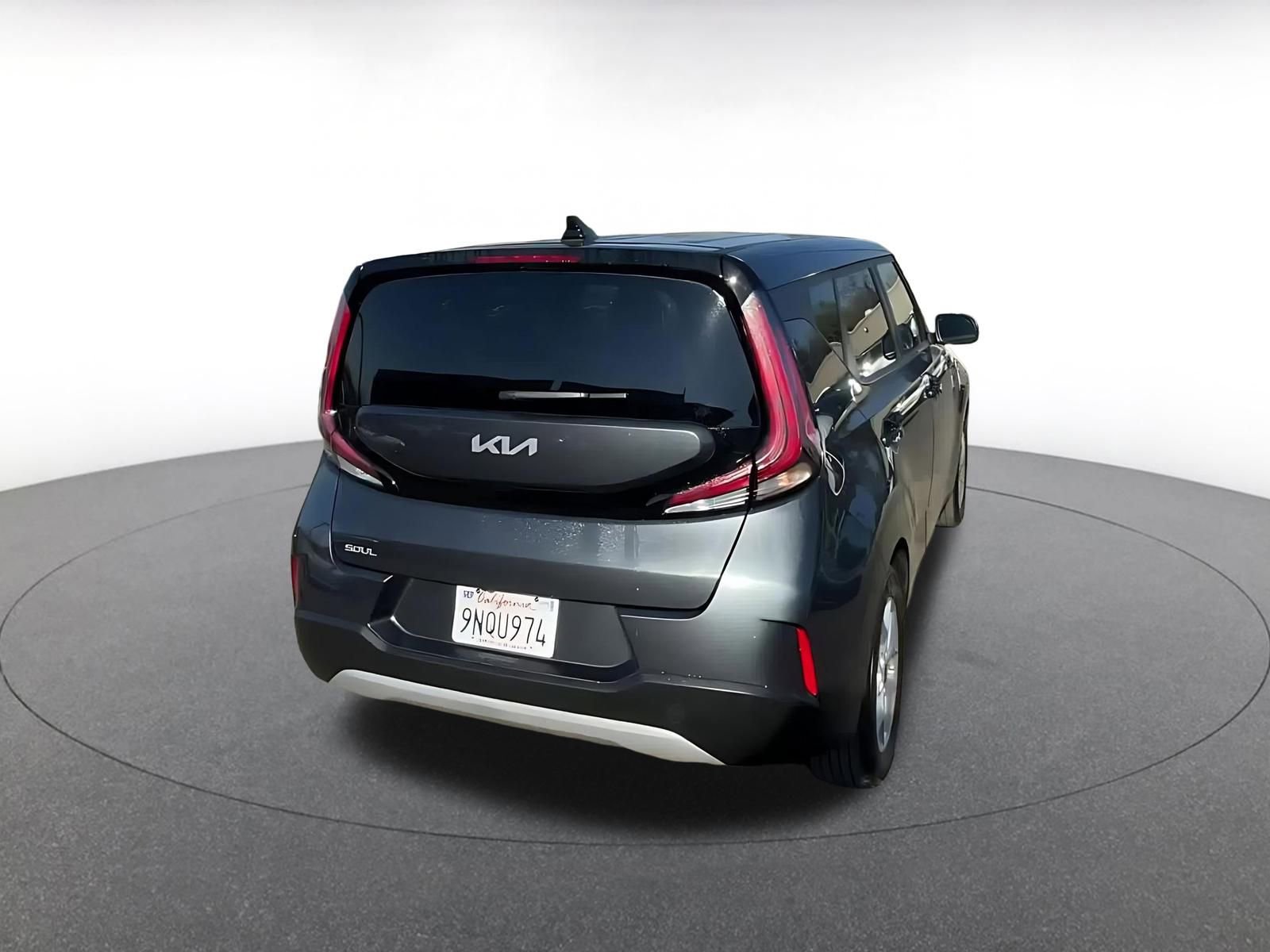 Used 2025 Kia Soul LX w/ LX Technology Package image 14