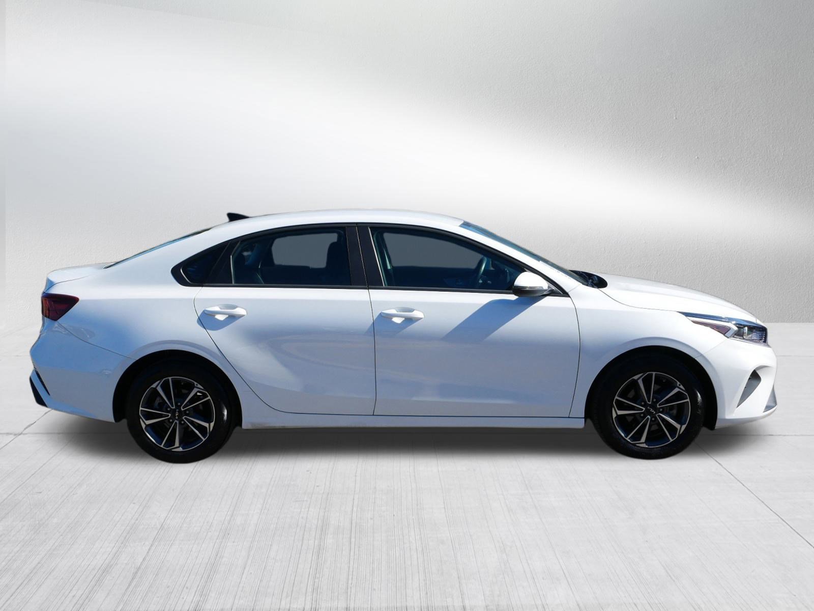 Certified 2024 Kia Forte LXS w/ LXS Technology Package image 8