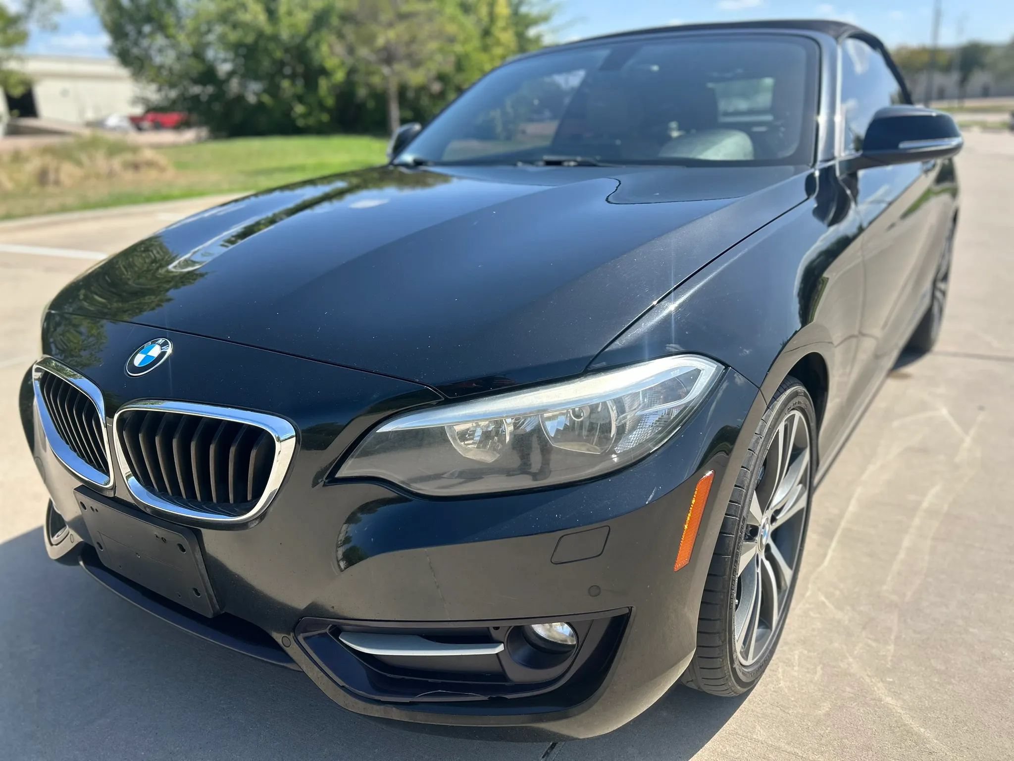 Used 2017 BMW 230i Convertible RWD image 3