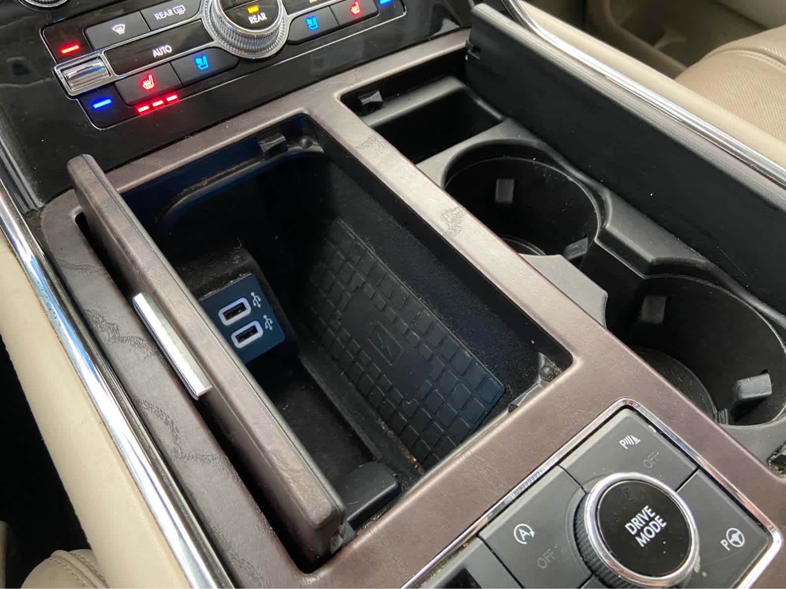 Used 2019 Lincoln Navigator Reserve image 39