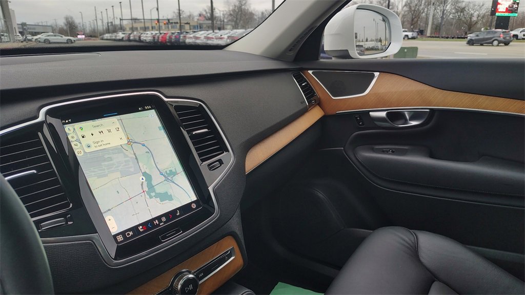 Certified 2024 Volvo XC90 T8 Plus image 23